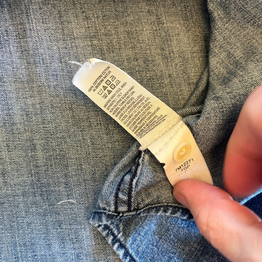 Lucky Brand Men’s Classic Fit Denim Shirt L/S Collared Shirt Size Medium - Picture 3 of 10